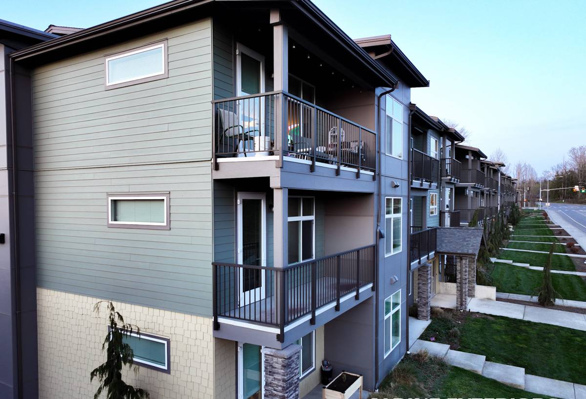 Oldsmar Siding Contractor lap siding in Oldsmar, FL